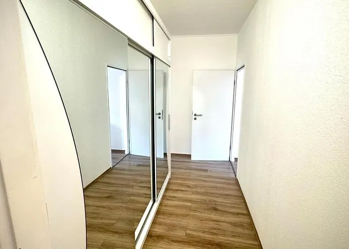 Between City&nature * 黑措根拉特